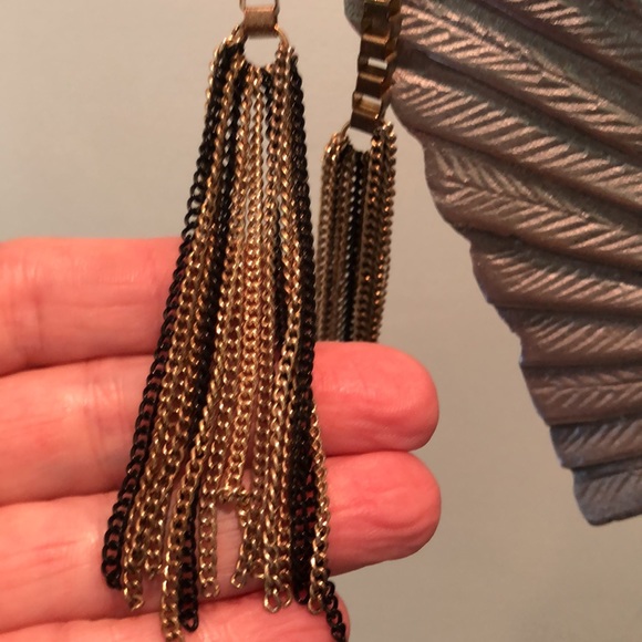 high end mixed metal long pierced earrings - Picture 8 of 9